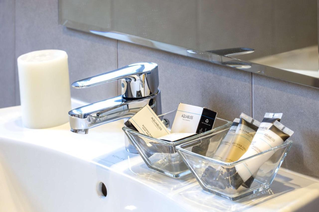 Loumage Suites And Spa Manama Eksteriør bilde
